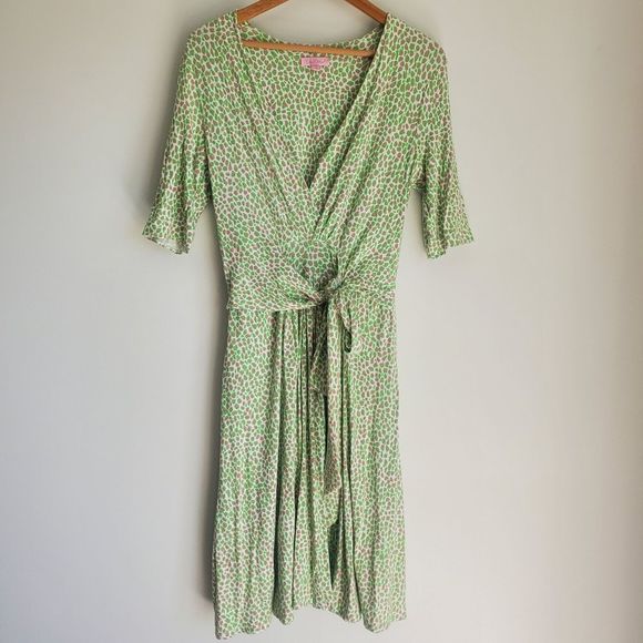 Lilly Pulitzer Women’s Wrap Dress Fit Flare Stretch Size Medium - Picture 1 of 9